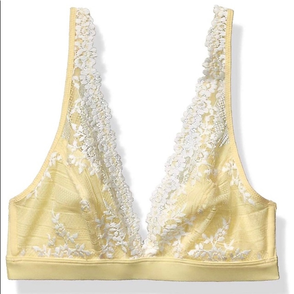 Wacoal Embrace Lace Wire Free Soft Cup Bra #852191 - Picture 2 of 5